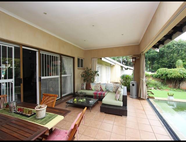 9 BEDROOM HOUSE FOR SALE IN MORNING HILL
